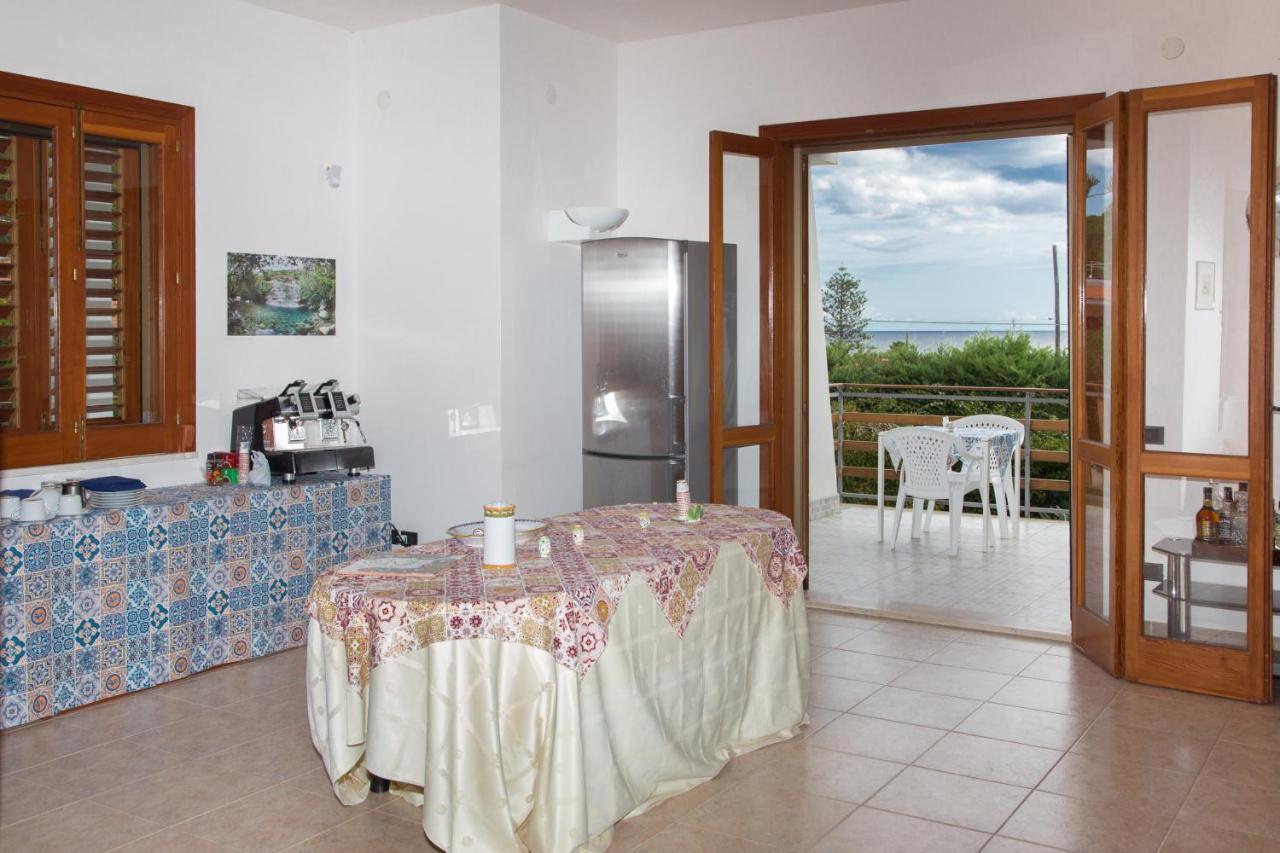 Villa Vega Fontane Bianche Exterior photo